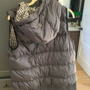 Lululemon puff vest, great condition, size 12